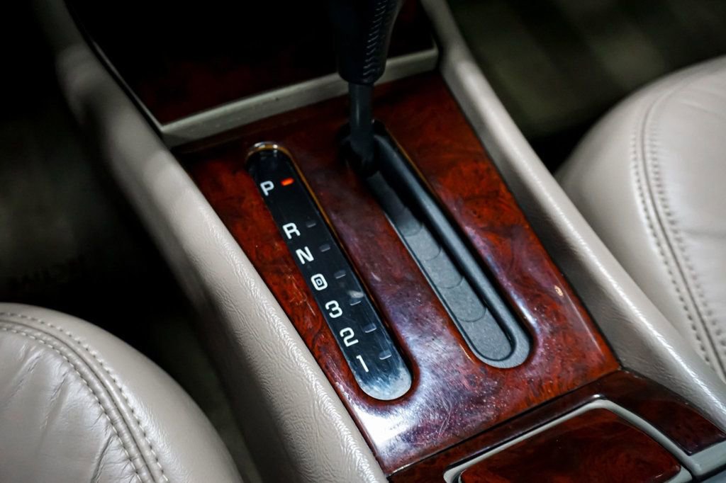 Used 1997 Buick Riviera Supercharged Coupe image 15