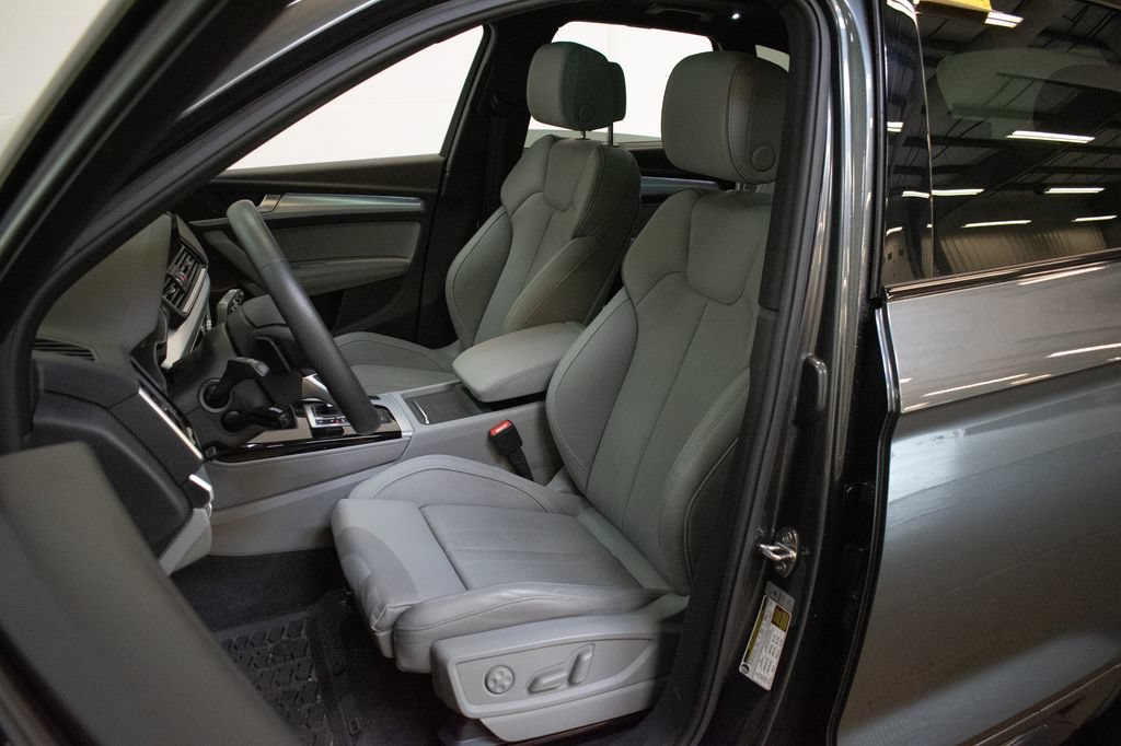 Used 2024 Audi Q5 2.0T Prestige AWD/4WD image 21