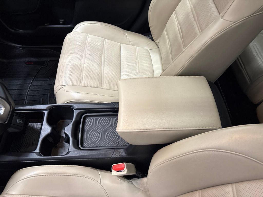 Used 2018 Honda CR-V Touring image 17