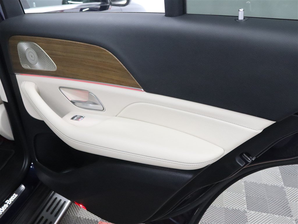 Used 2022 Mercedes-Benz GLE 350 4MATIC image 25