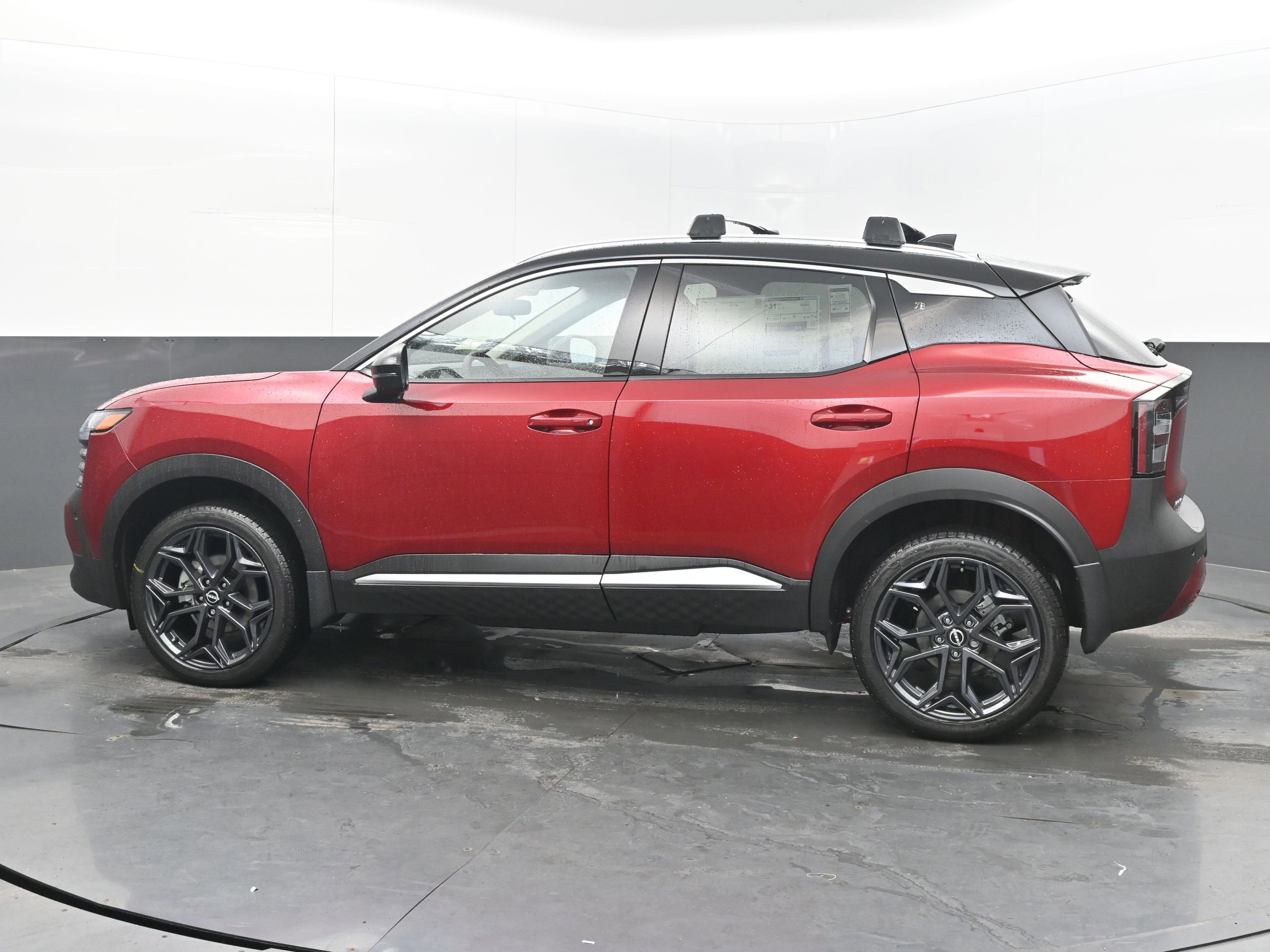 New 2026 Nissan Kicks SR image 5