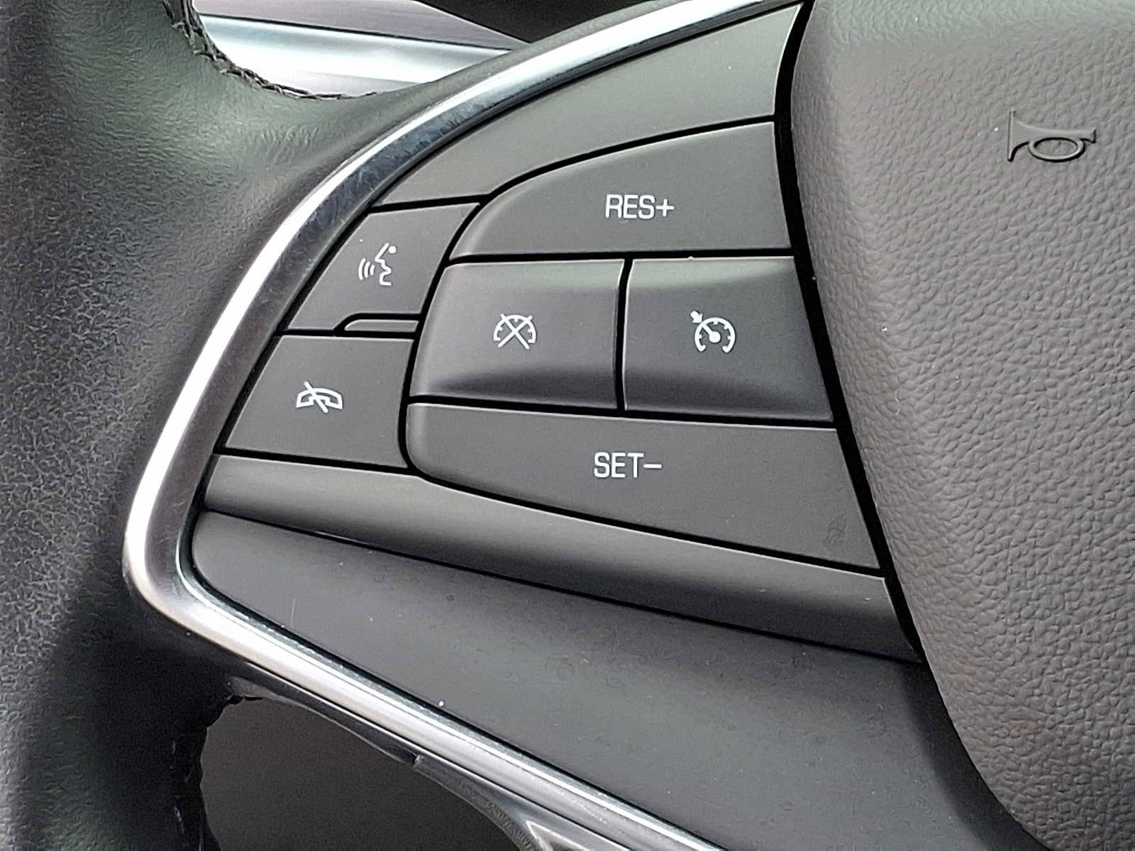 Used 2023 Cadillac XT5 Luxury AWD/4WD image 22
