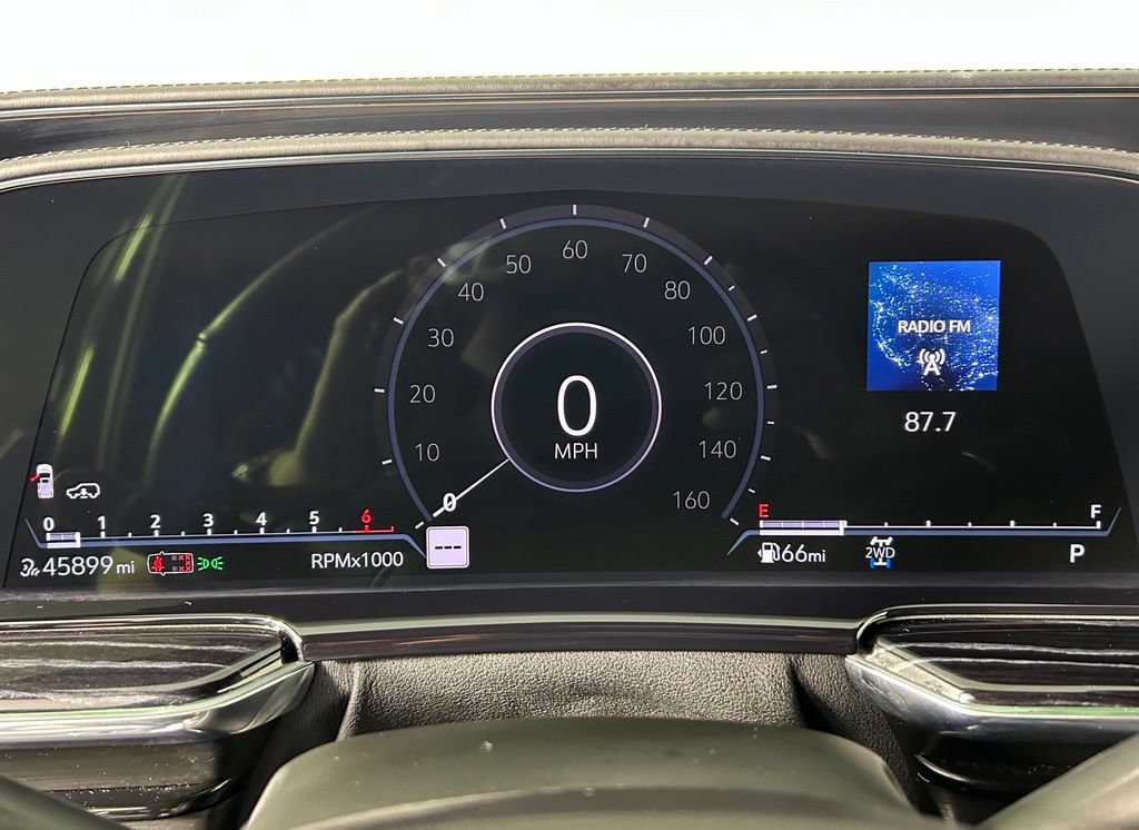 Used 2021 Cadillac Escalade Sport w/ Driver Assist Tech Package AWD/4WD image 30