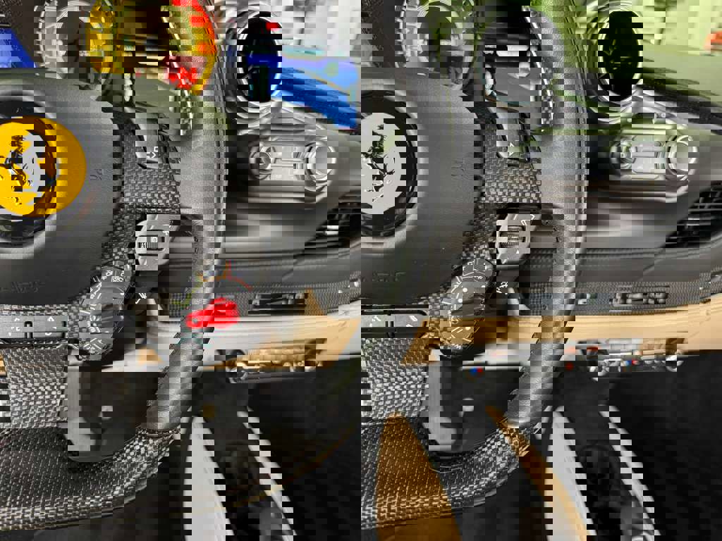 Used 2022 Ferrari F8 Tributo image 16