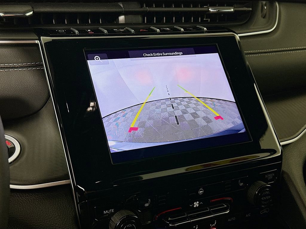 Certified 2024 Jeep Grand Cherokee Altitude image 22