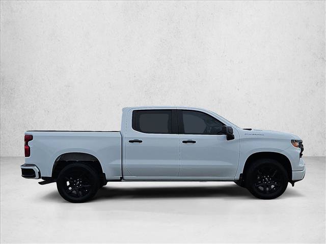 Certified 2025 Chevrolet Silverado 1500 Custom RWD image 4