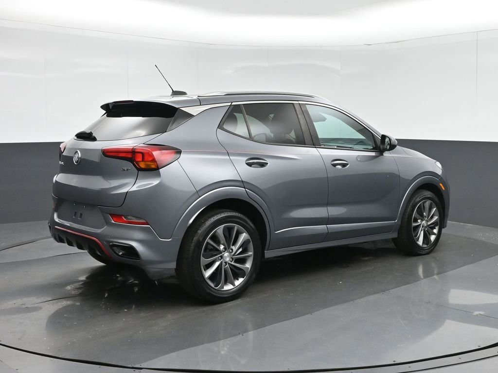 Used 2021 Buick Encore GX Select w/ Sport Touring Package FWD image 7