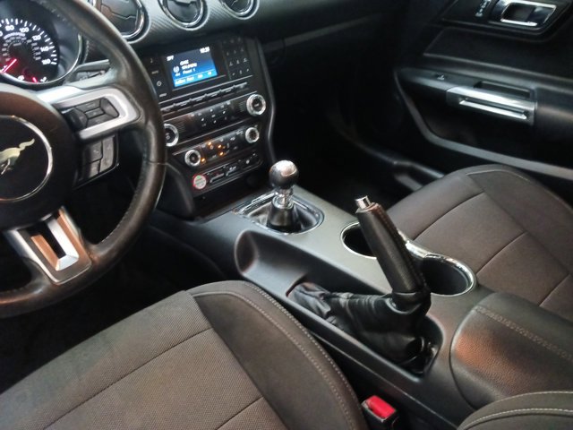 Used 2017 Ford Mustang Coupe image 24