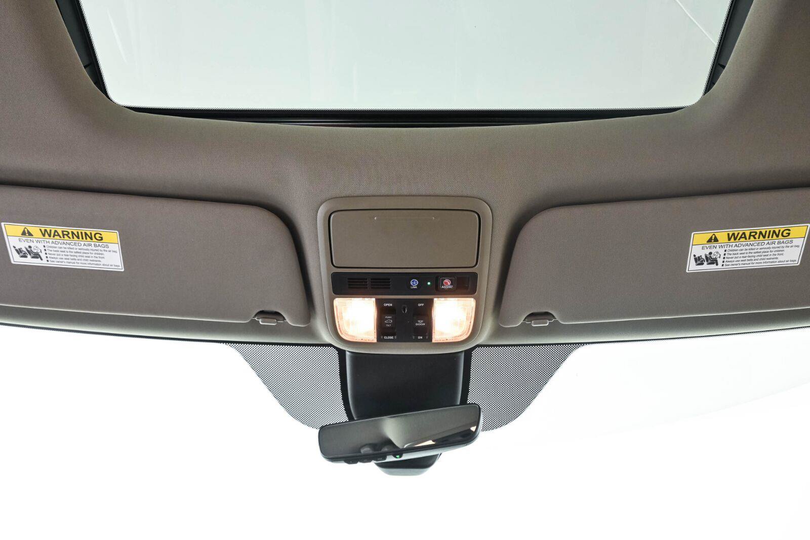 Used 2022 Honda Odyssey Elite image 18