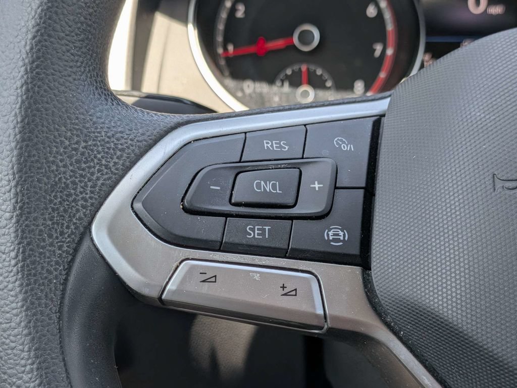 Used 2021 Volkswagen Atlas S FWD image 35