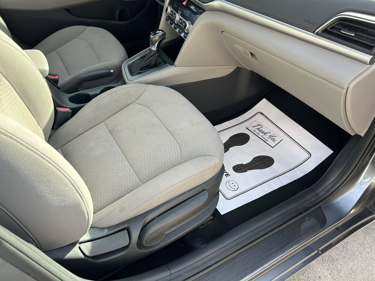 Used 2019 Hyundai Elantra Value Edition FWD image 12