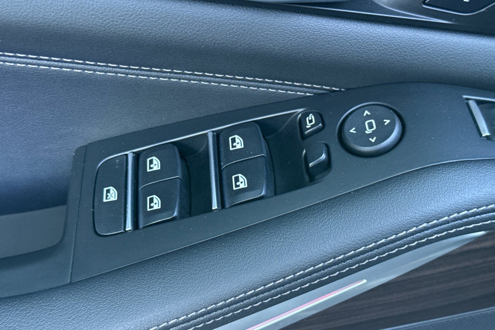 Certified 2024 BMW X5 xDrive50e w/ Parking Assistance Package image 13