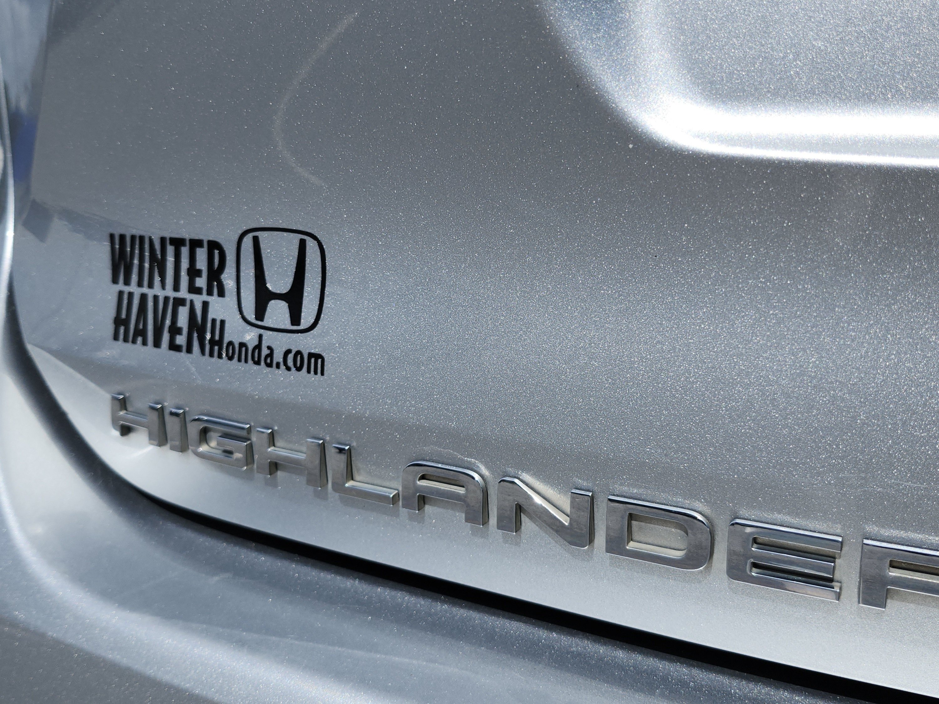 Used 2021 Toyota Highlander XLE FWD image 38