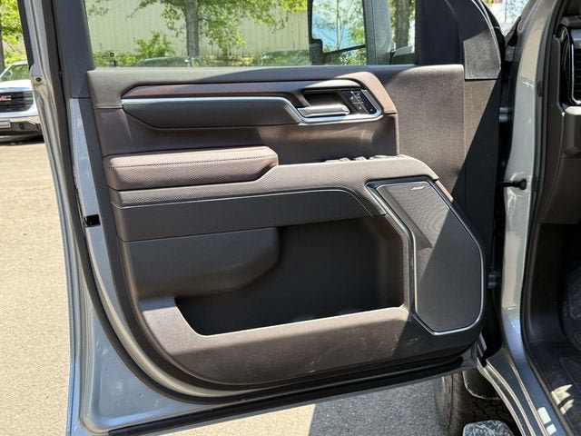 New 2026 GMC Sierra 3500 Denali w/ Denali Reserve Package AWD/4WD image 9