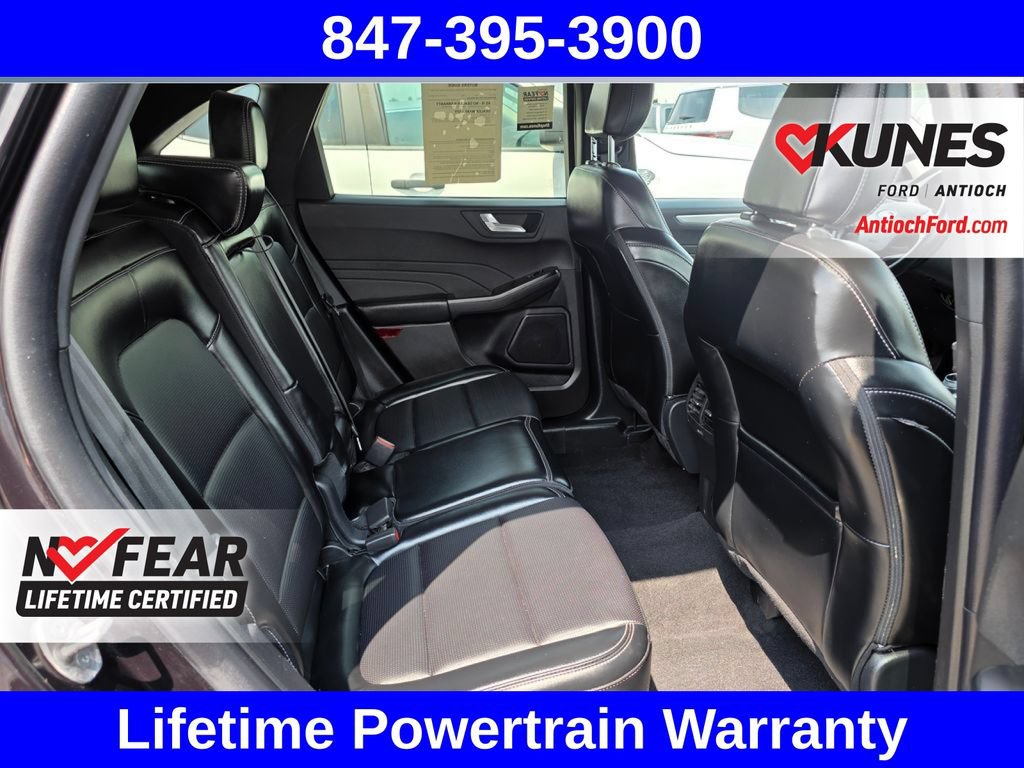 Certified 2025 Ford Escape Platinum AWD/4WD image 34