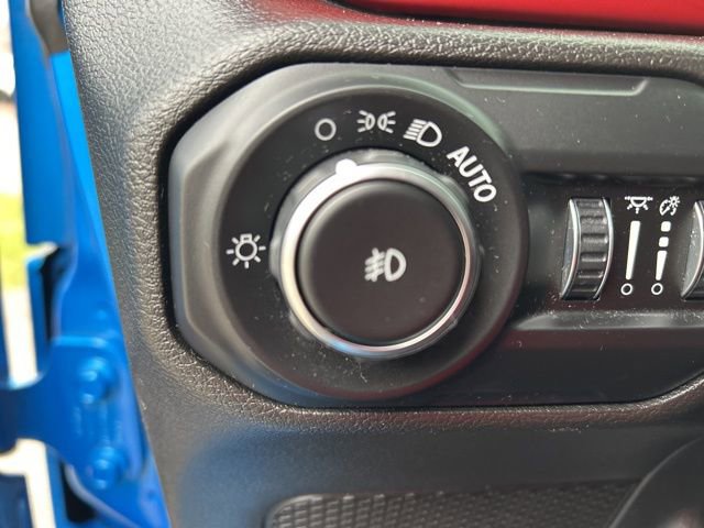 Used 2021 Jeep Wrangler Unlimited Rubicon w/ Xtreme Recon 35" Tire Package image 27