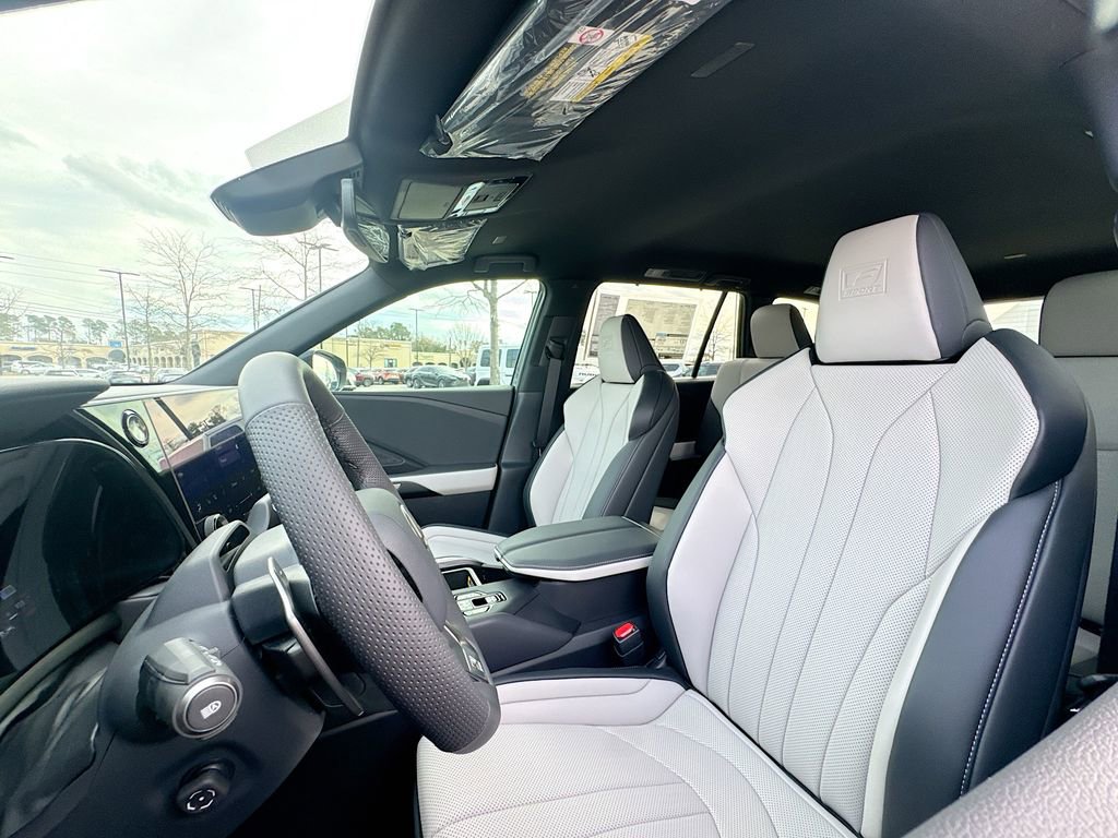 New 2026 Lexus TX 500h AWD image 10