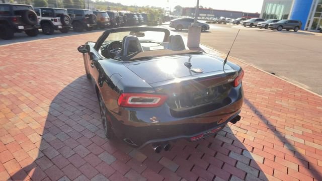 Used 2020 FIAT 124 Spider Abarth w/ Convenience Group RWD image 8