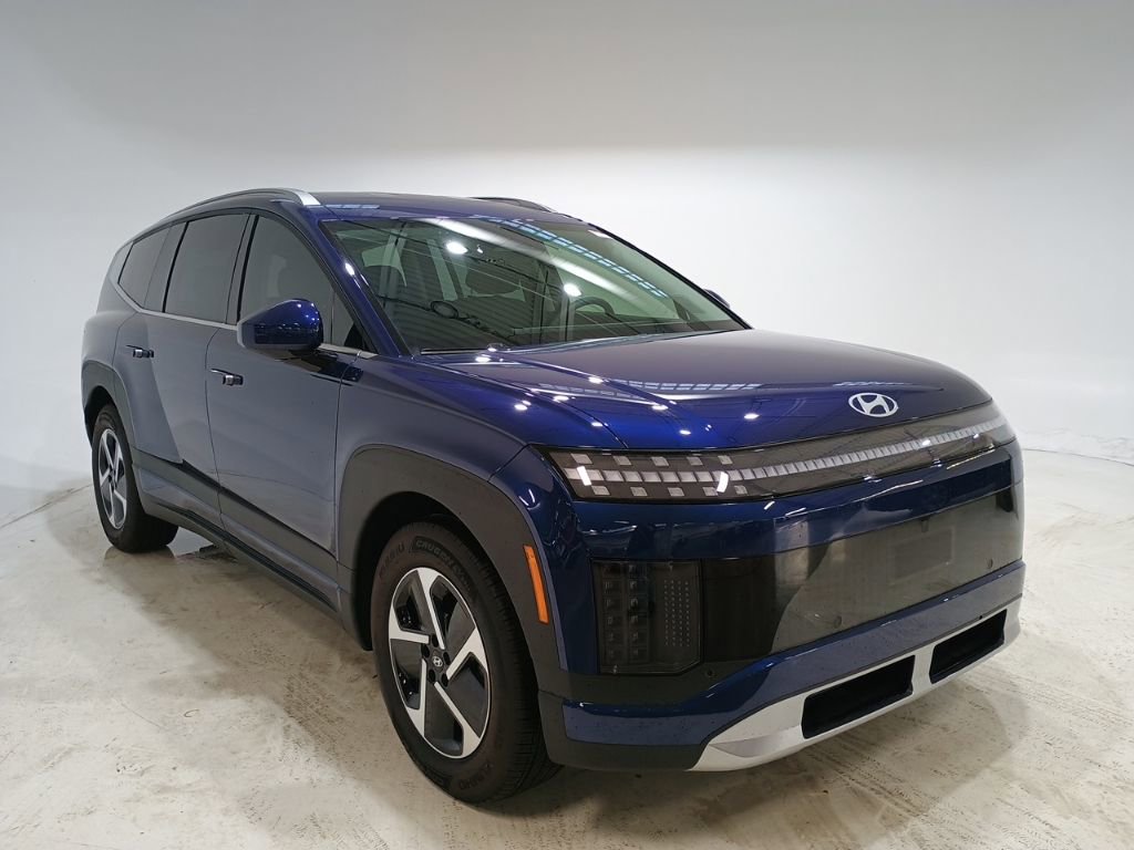 New 2026 Hyundai Ioniq 9 SE image 1