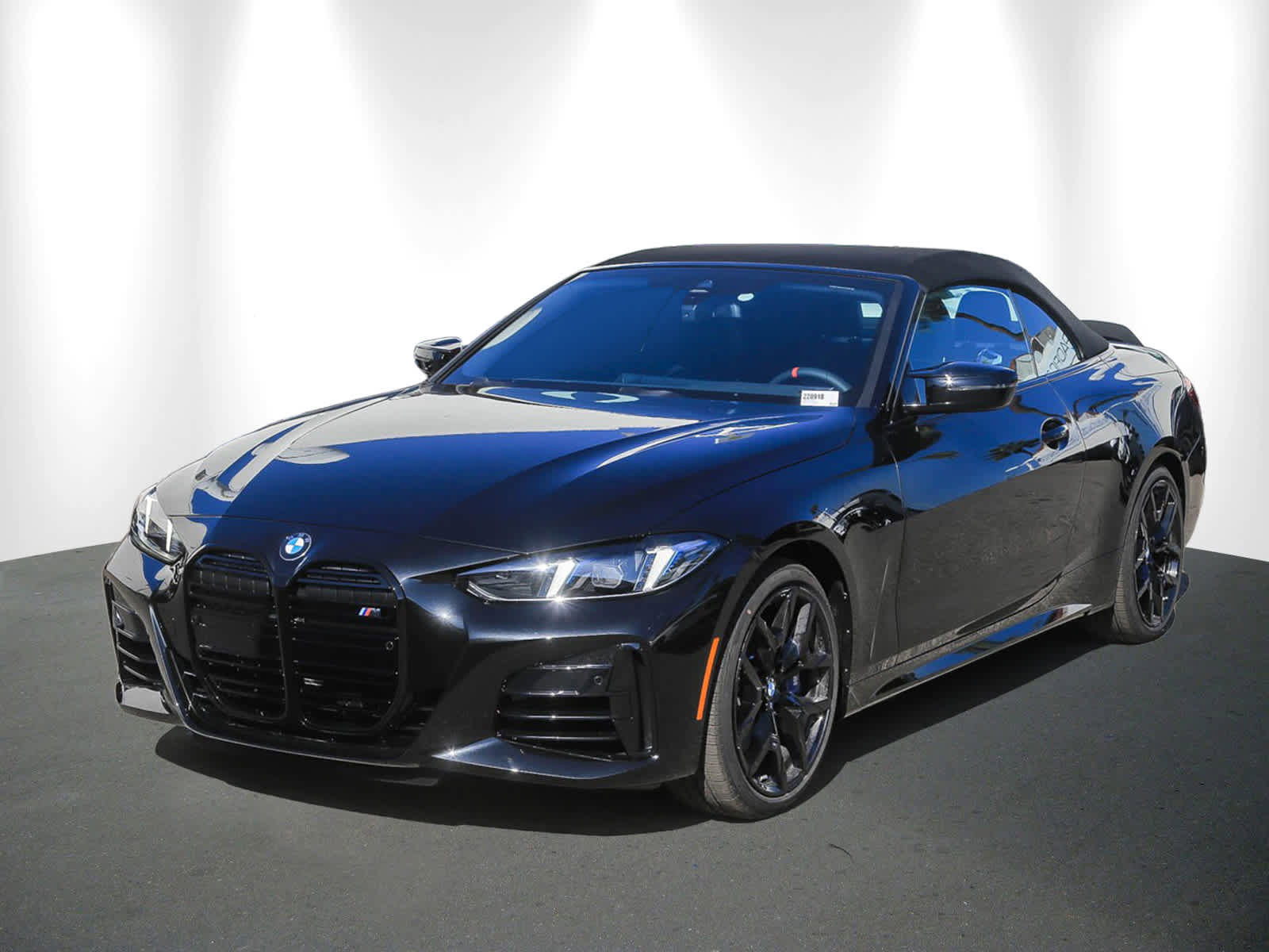 New 2026 BMW 440i xDrive Convertible w/ Premium Package image 3