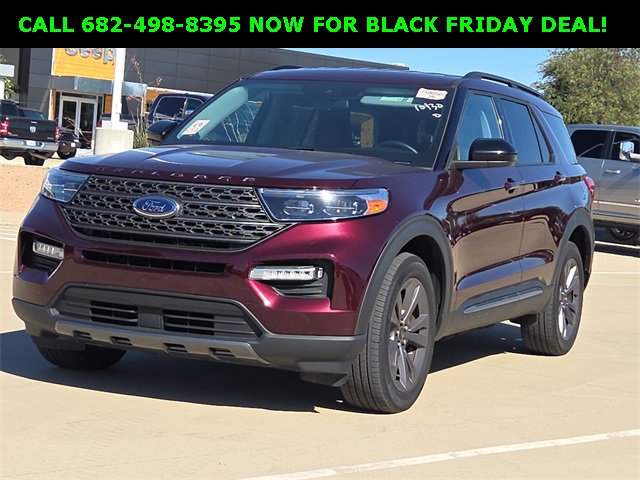 Used 2022 Ford Explorer XLT w/ Equipment Group 202A image 3