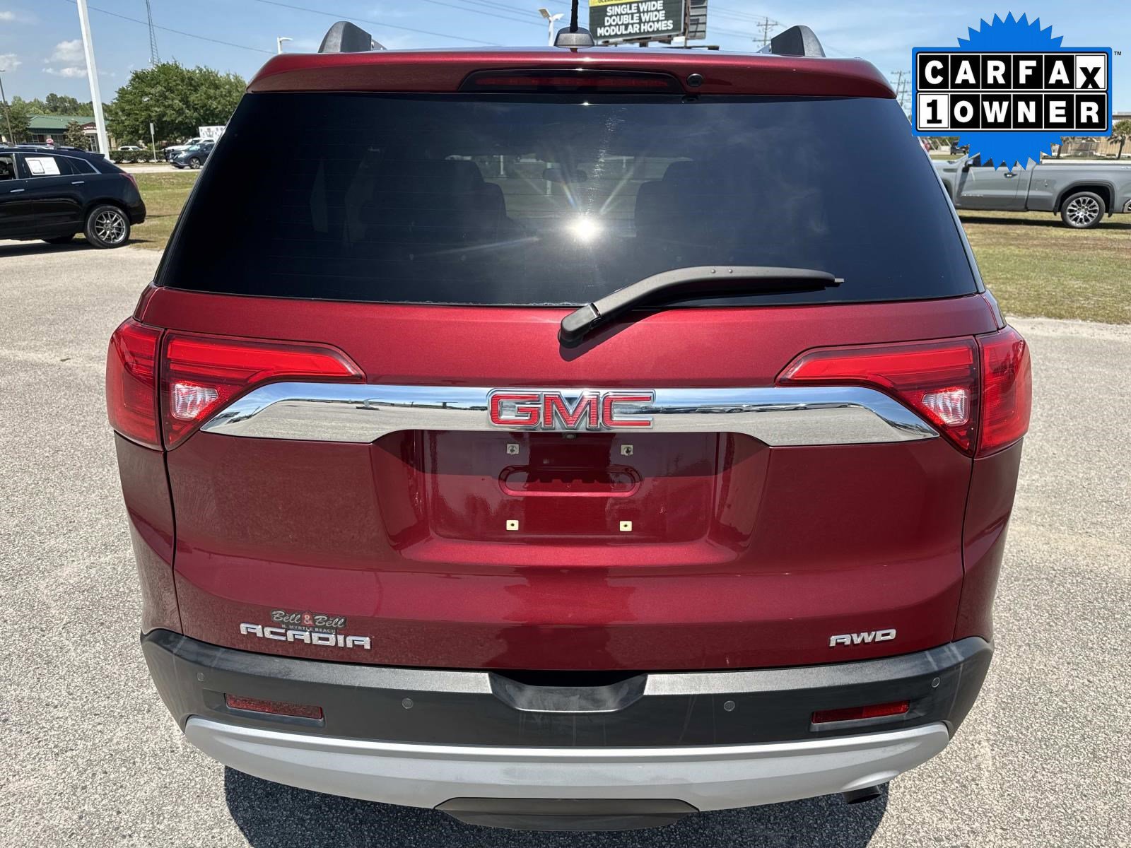 Used 2017 GMC Acadia SLE w/ Driver Alert Package I AWD/4WD image 5