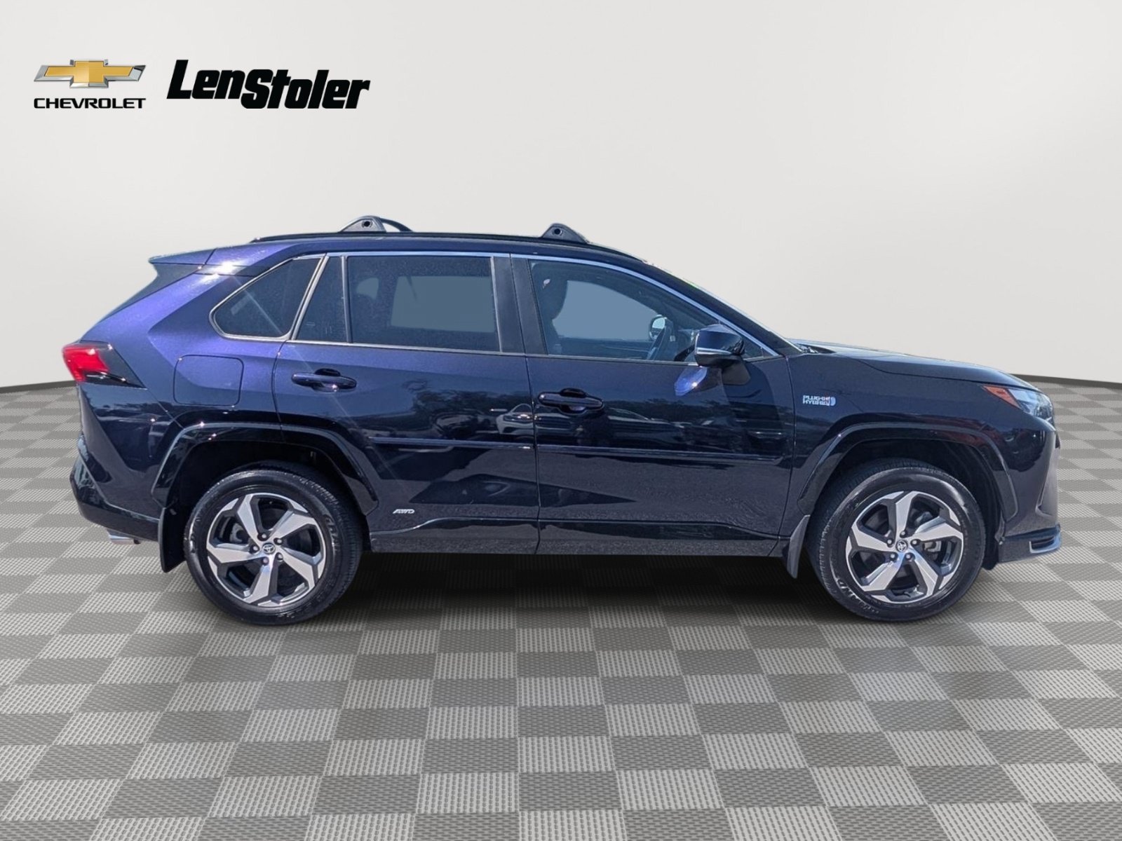 Used 2024 Toyota RAV4 SE w/ Weather & Moonroof Package AWD/4WD image 6