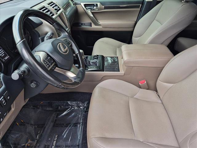 Used 2020 Lexus GX 460 Premium AWD/4WD image 16
