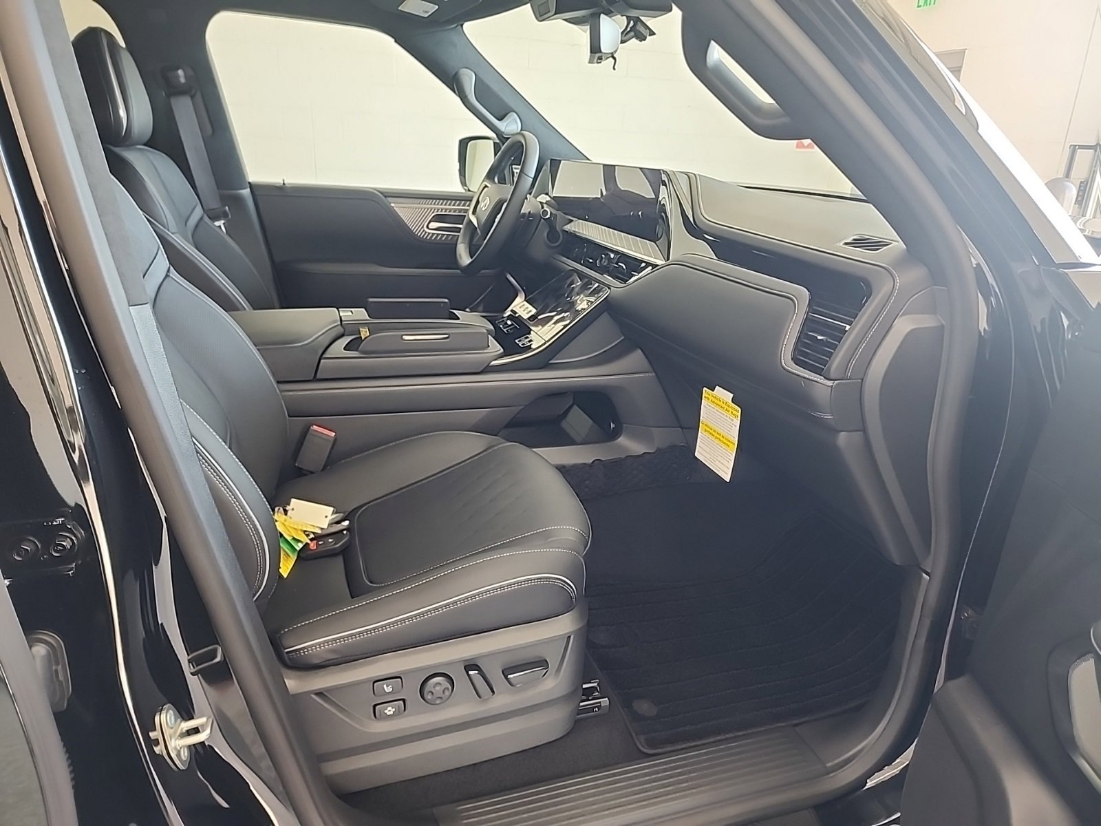 New 2026 INFINITI QX80 Autograph w/ Autograph Exterior Package image 9