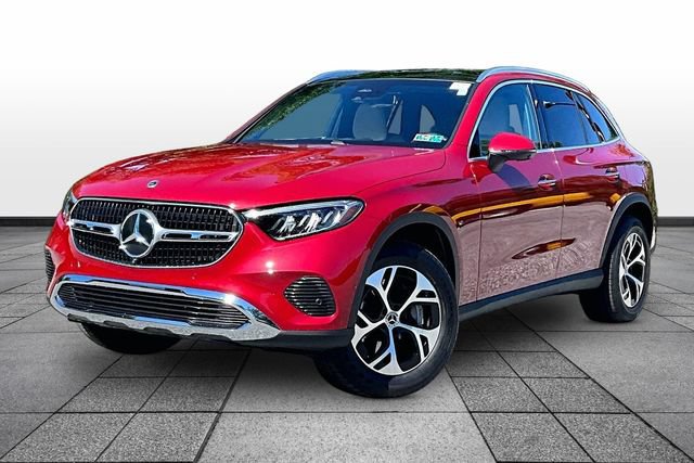Certified 2026 Mercedes-Benz GLC 350e 4MATIC image 4