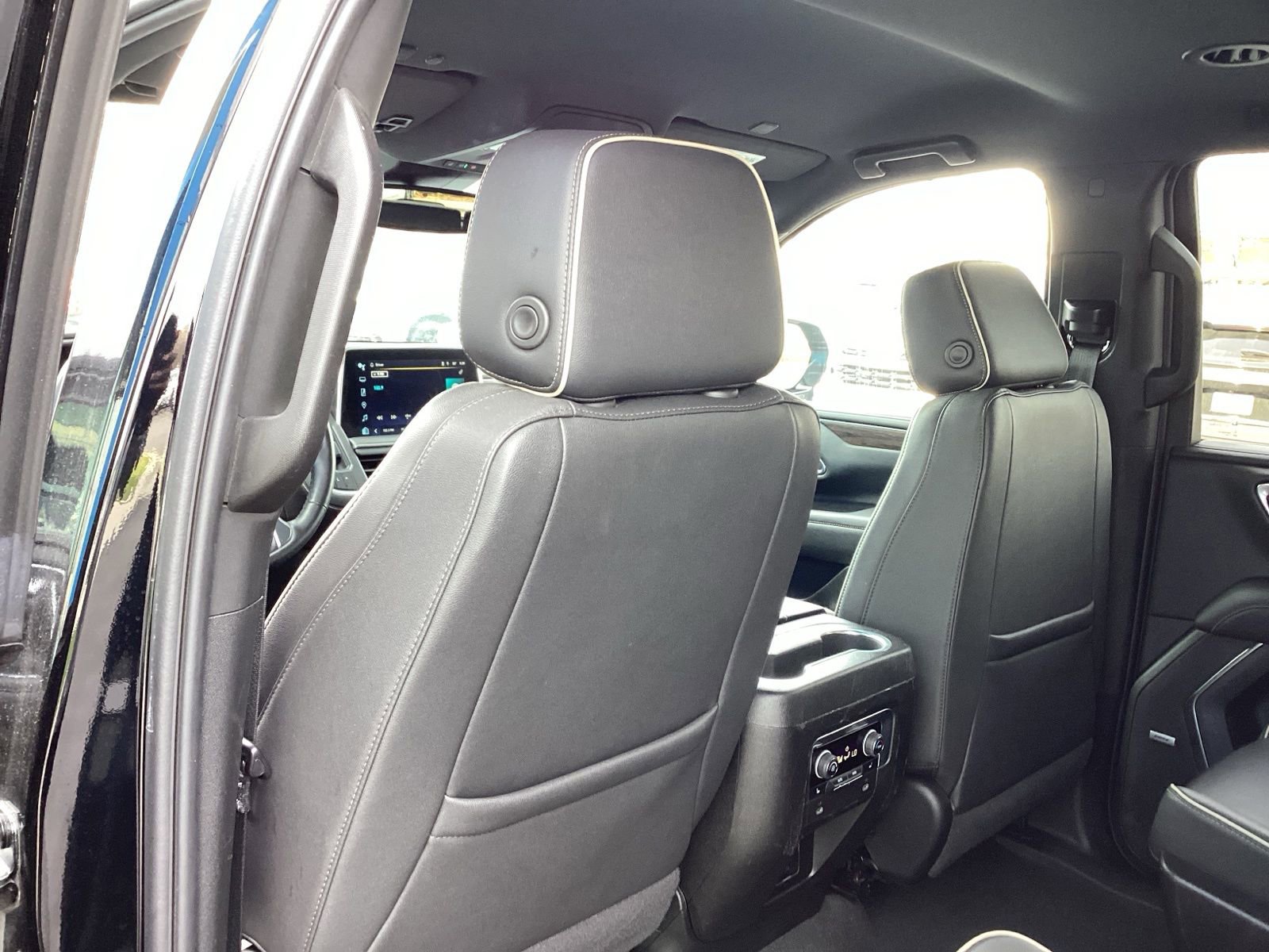 Used 2024 Chevrolet Tahoe Premier image 14