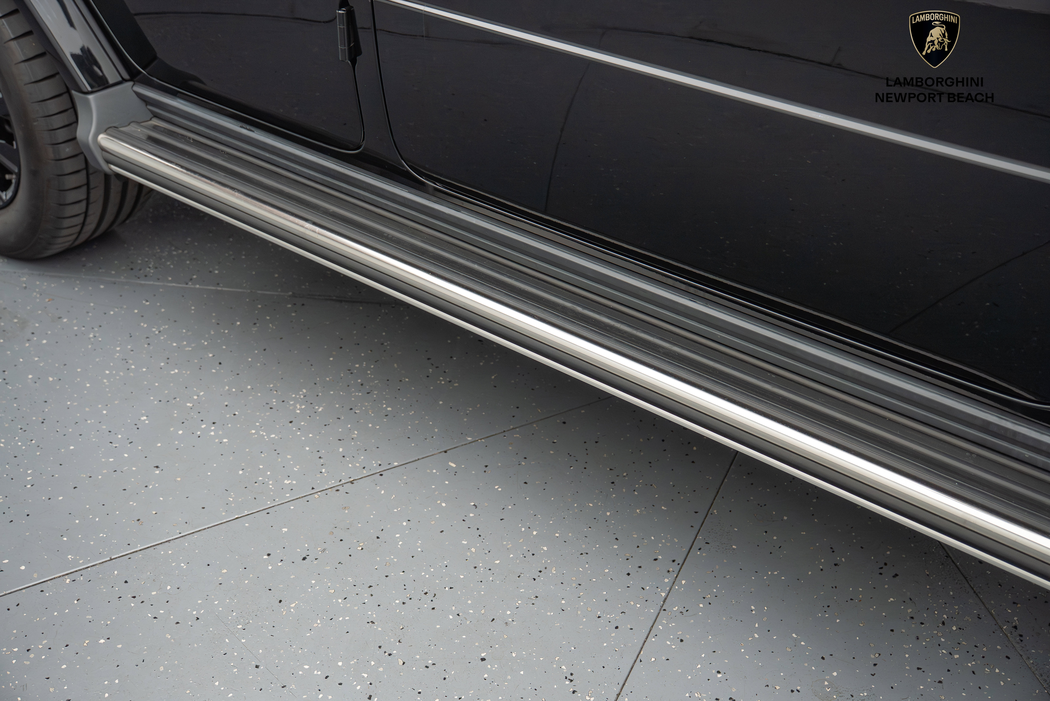 Used 2025 Mercedes-Benz G 550 image 4