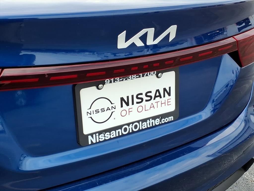 Used 2023 Kia Forte LXS image 29