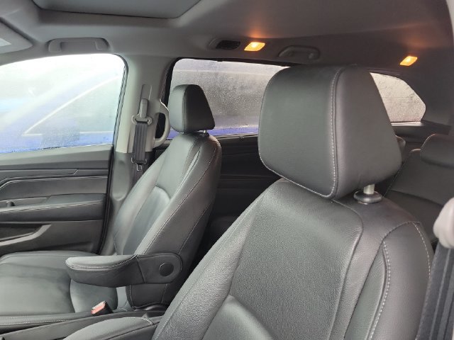 Used 2023 Honda Odyssey EX-L image 7