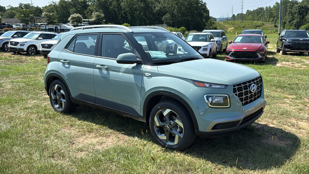 New 2026 Hyundai Venue SEL FWD image 1