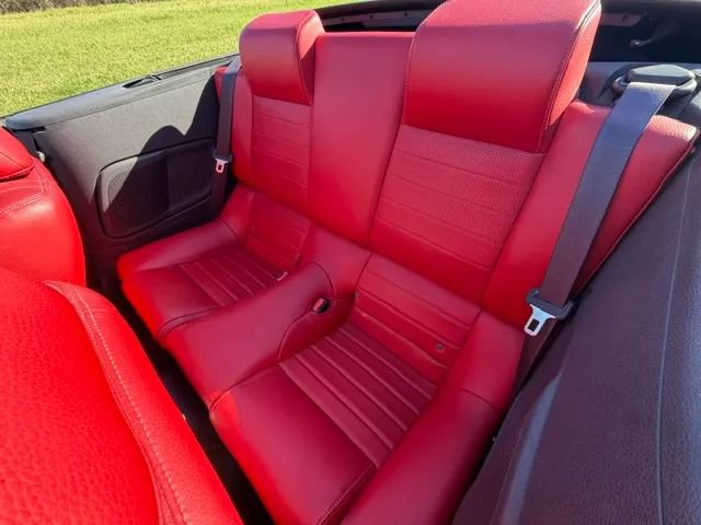 Used 2005 Ford Mustang Premium RWD image 31