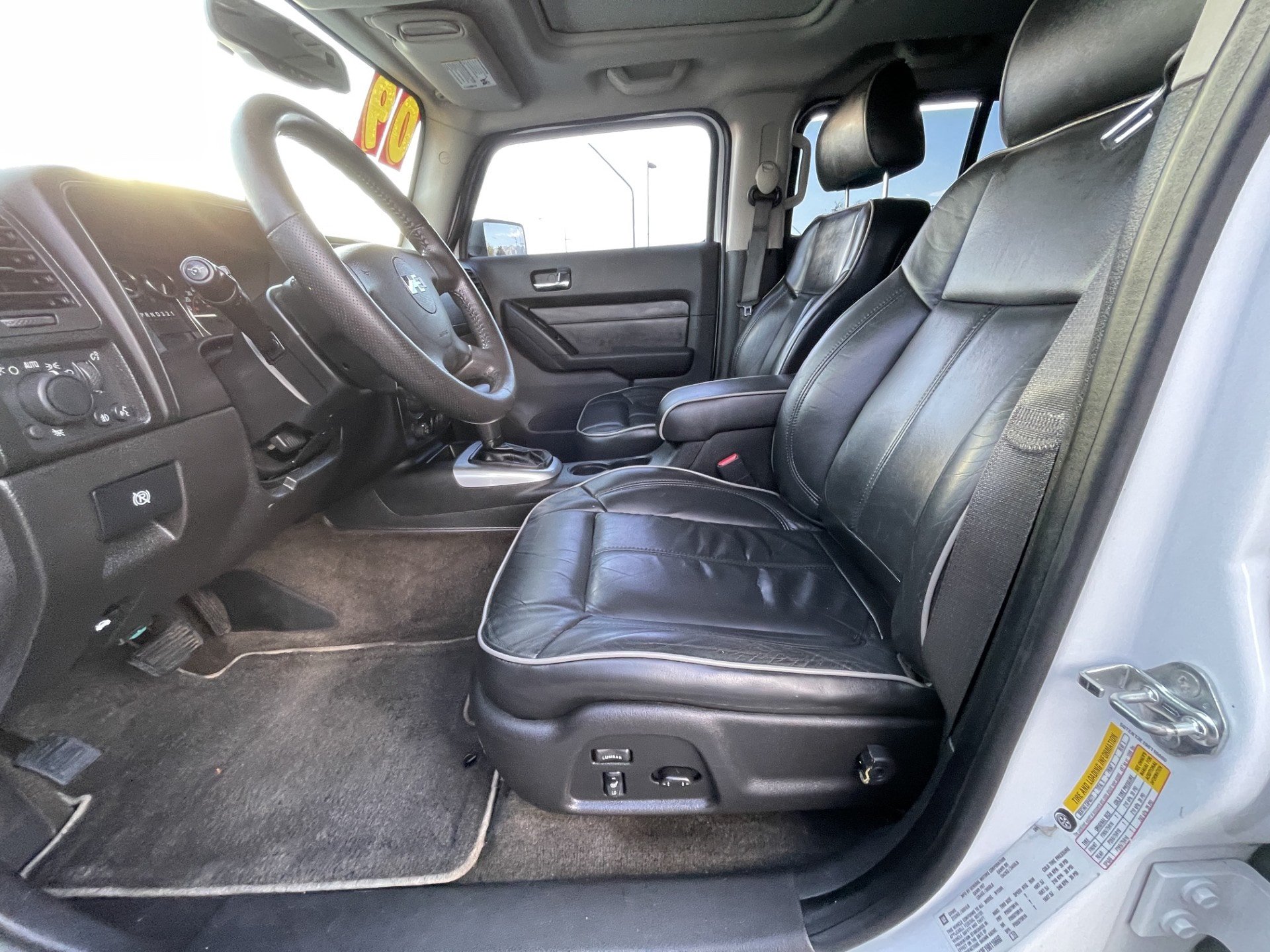 Used 2009 HUMMER H3 Luxury AWD/4WD image 15