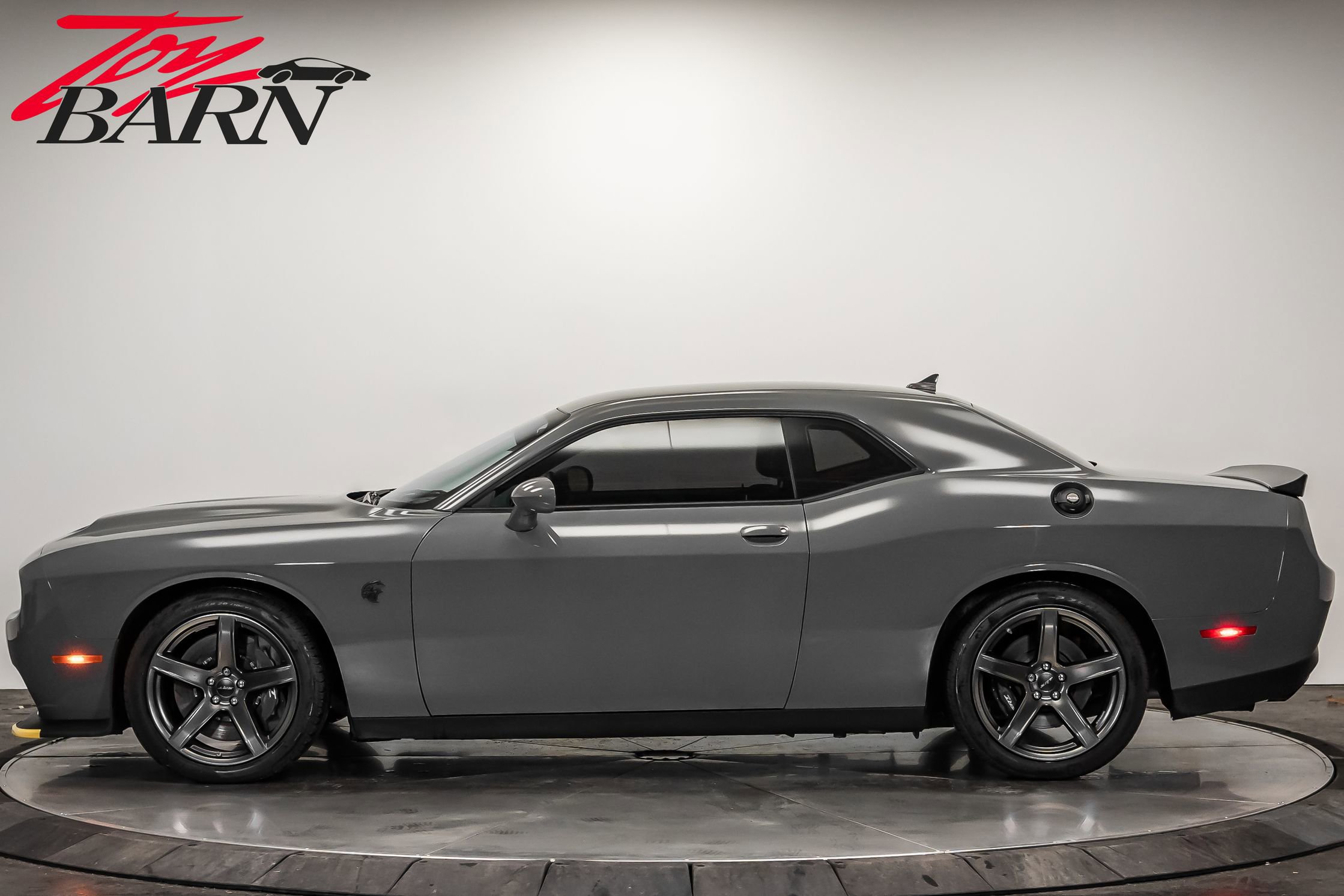 Used 2023 Dodge Challenger SRT Hellcat video 2