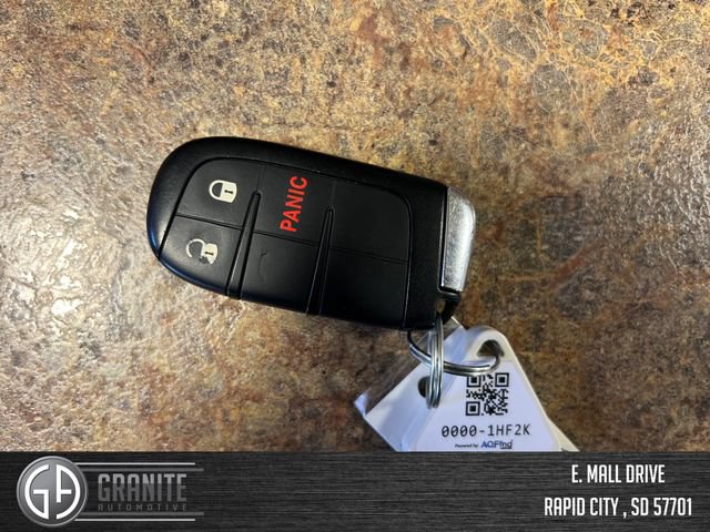 Used 2023 Jeep Renegade Latitude AWD/4WD image 29