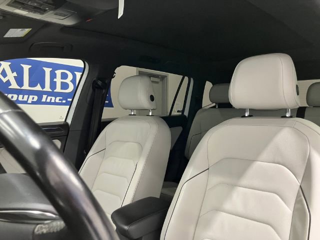 Used 2019 Volkswagen Tiguan SEL Premium R-Line AWD/4WD image 46