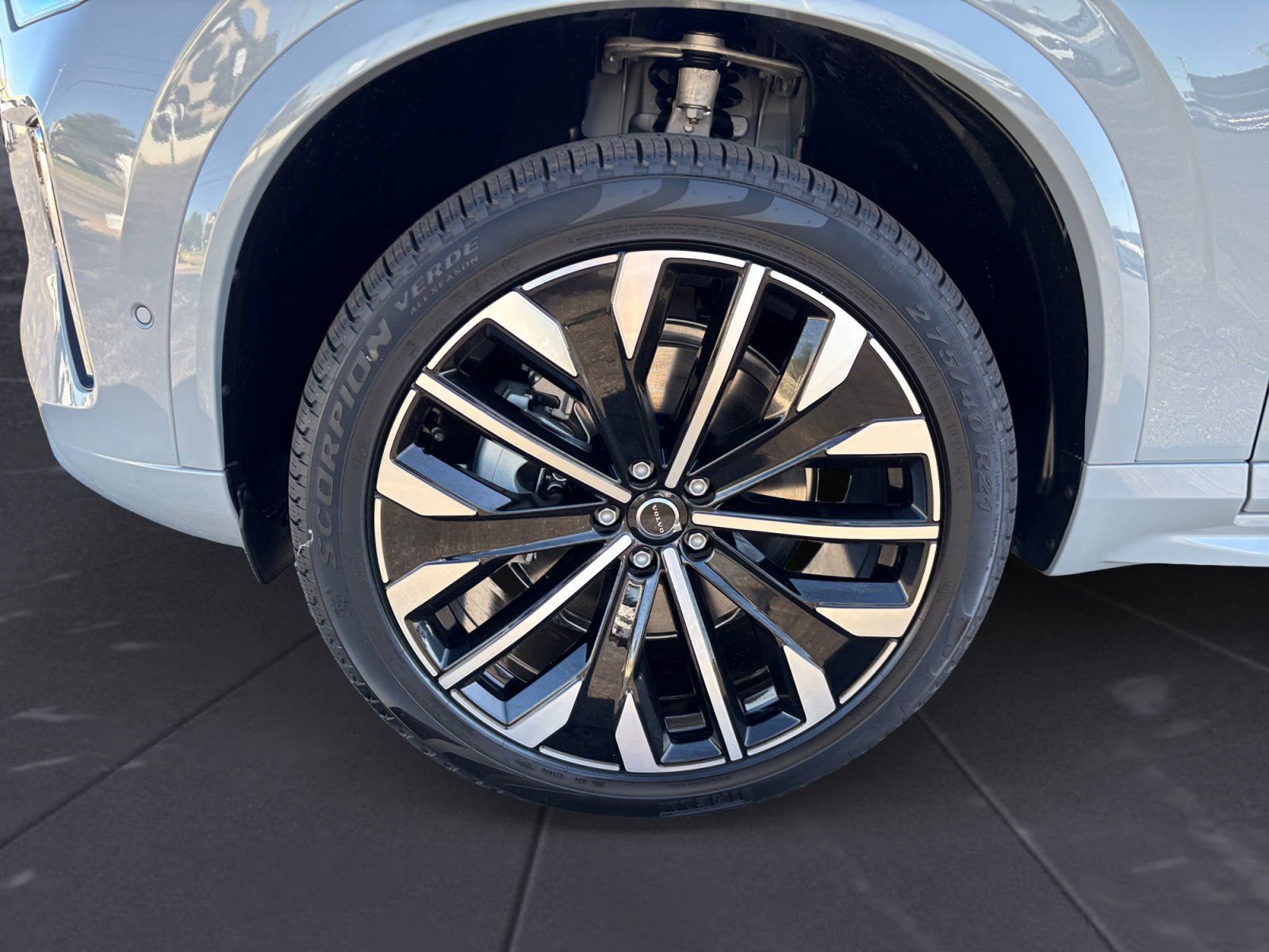 New 2026 Volvo XC90 B6 Ultra image 14
