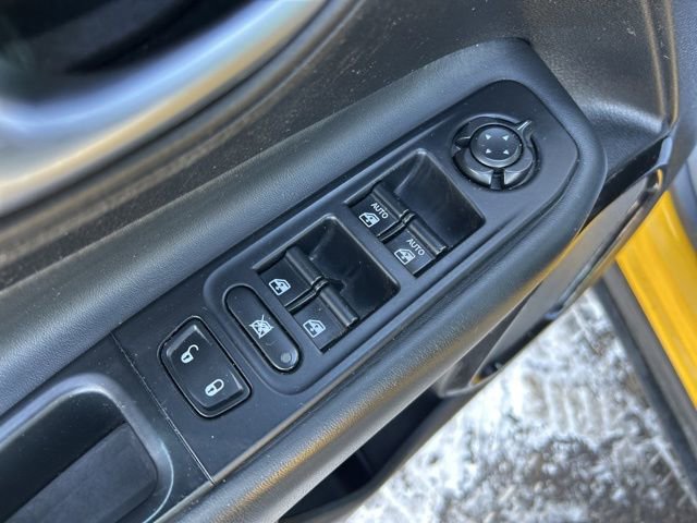 Used 2018 Jeep Renegade Altitude image 11