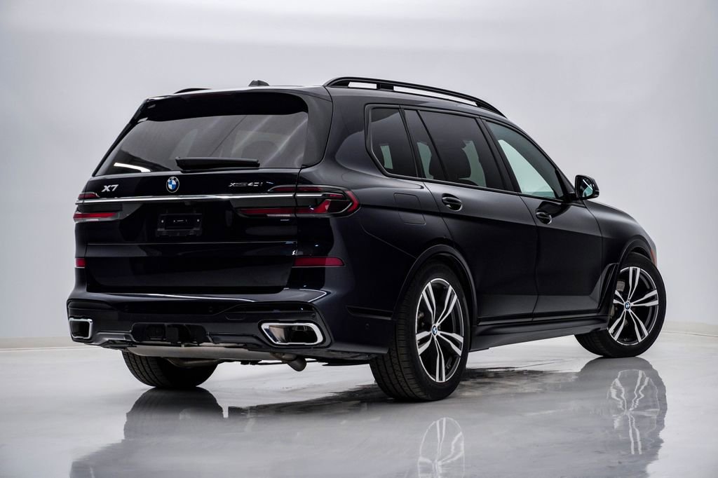 Used 2024 BMW X7 xDrive40i w/ M Sport Package image 8
