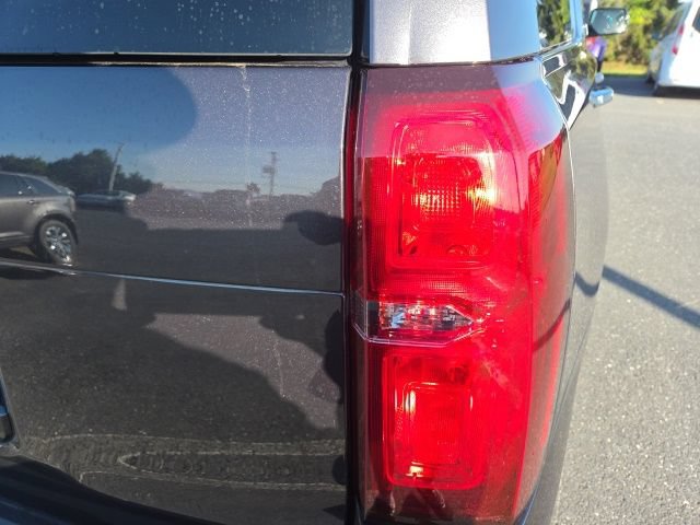 Used 2016 Chevrolet Tahoe LTZ AWD/4WD image 18