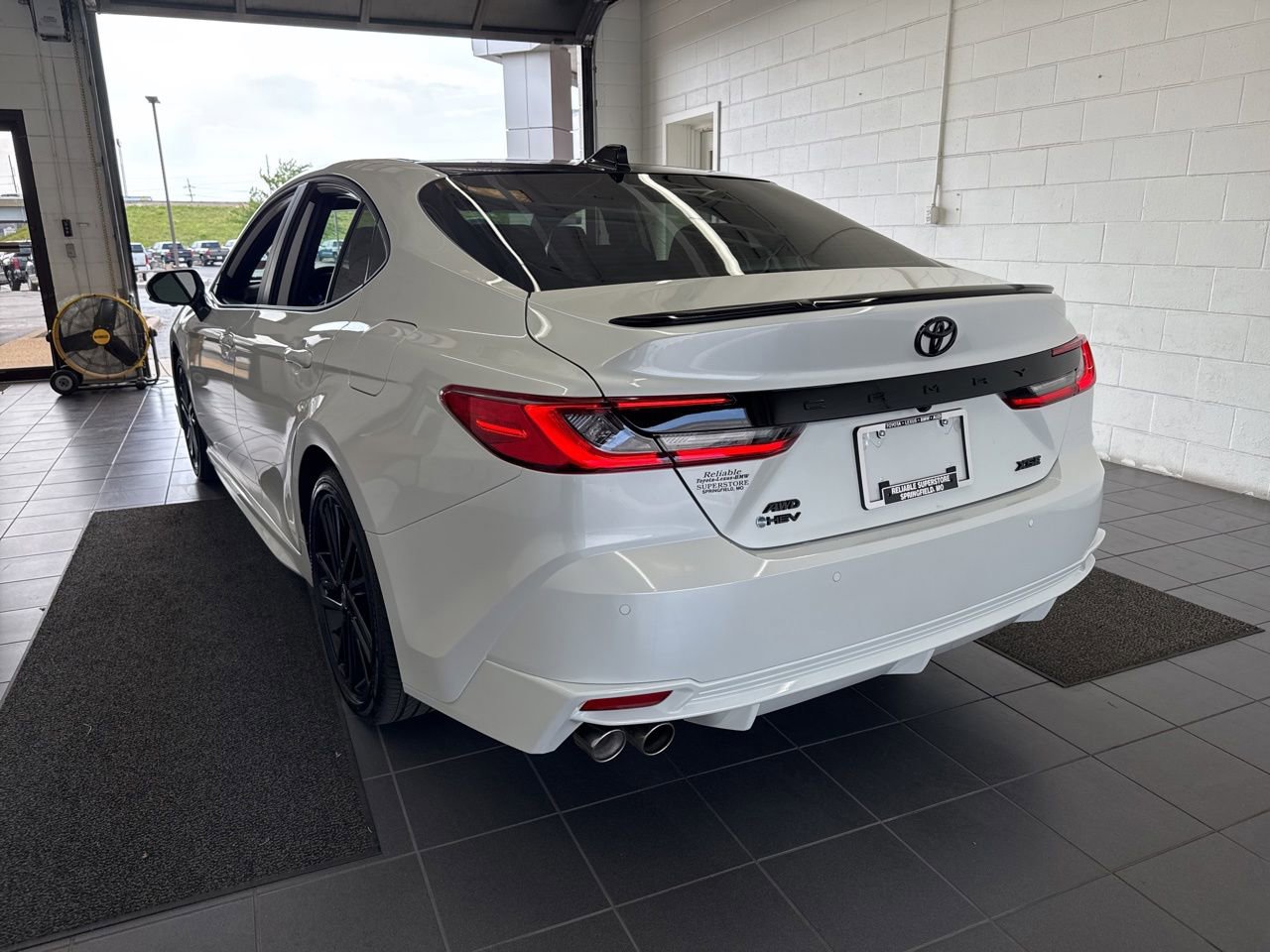 Used 2025 Toyota Camry XSE w/ Premium Plus Package AWD/4WD image 5