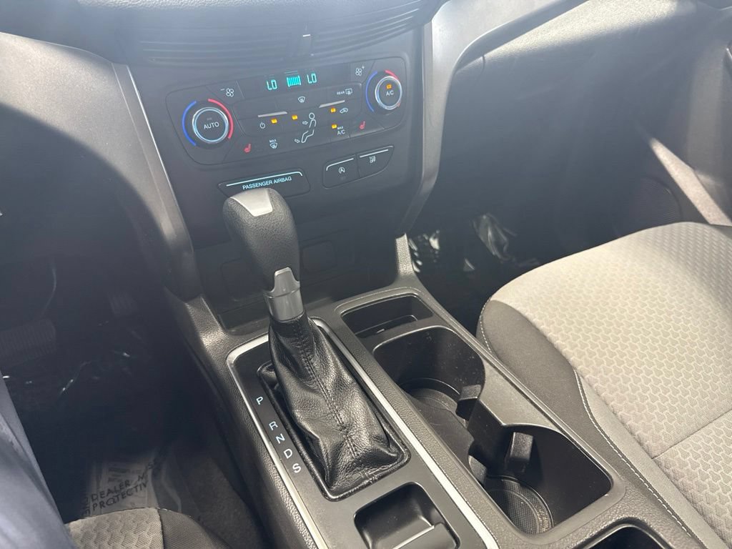 Used 2017 Ford Escape SE w/ Equipment Group 201A AWD/4WD image 16