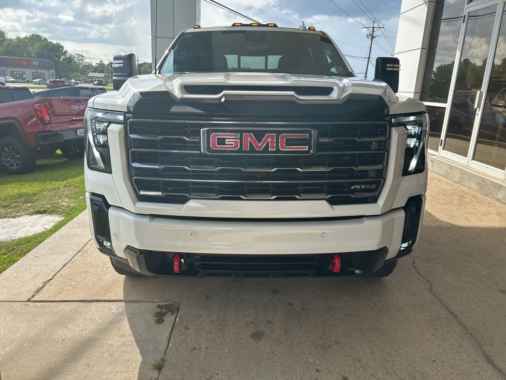 Used 2025 GMC Sierra 2500 AT4 w/ AT4 Premium Plus Package image 3