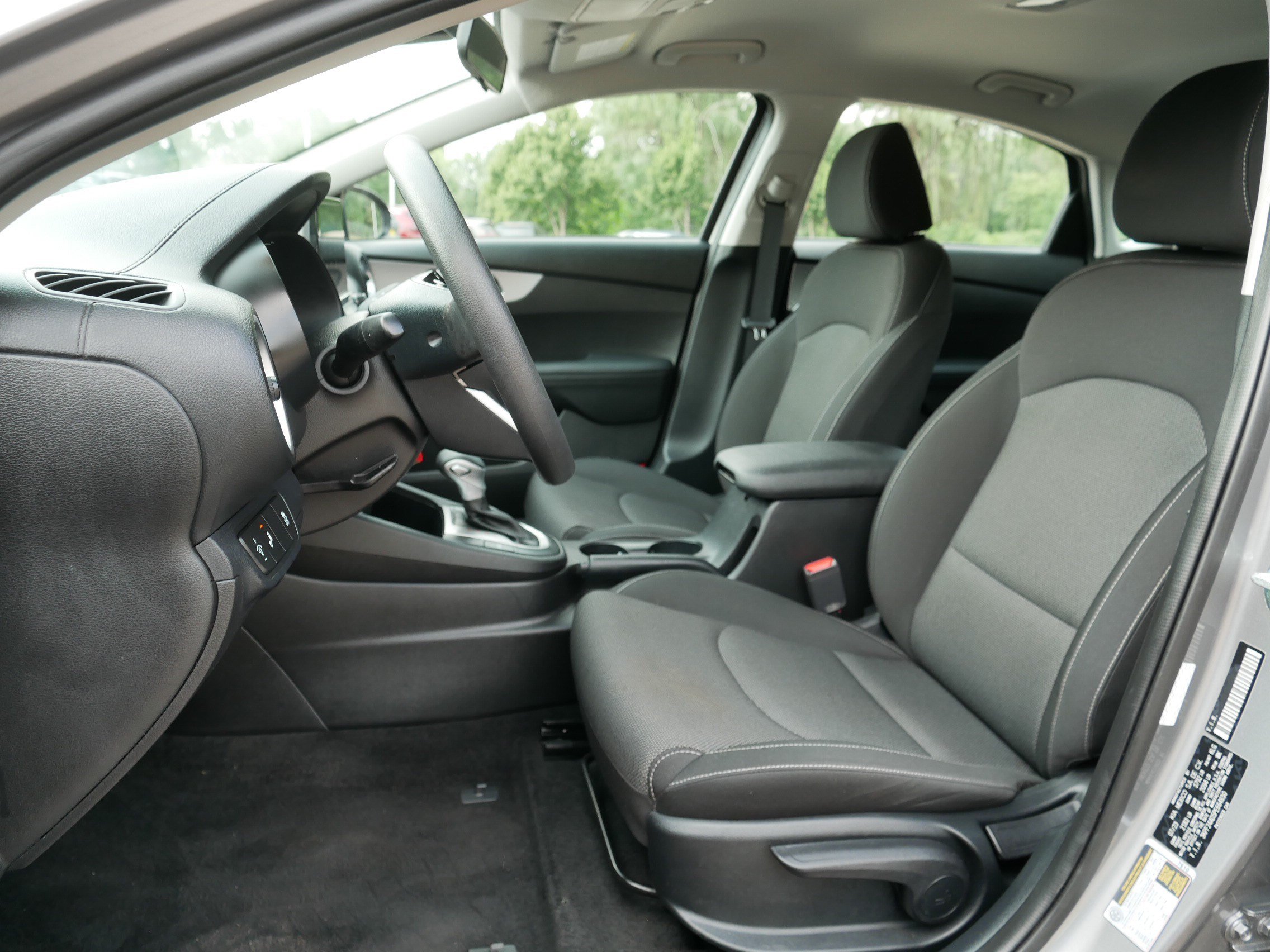 Certified 2023 Kia Forte LXS w/ LXS Technology Package FWD image 35