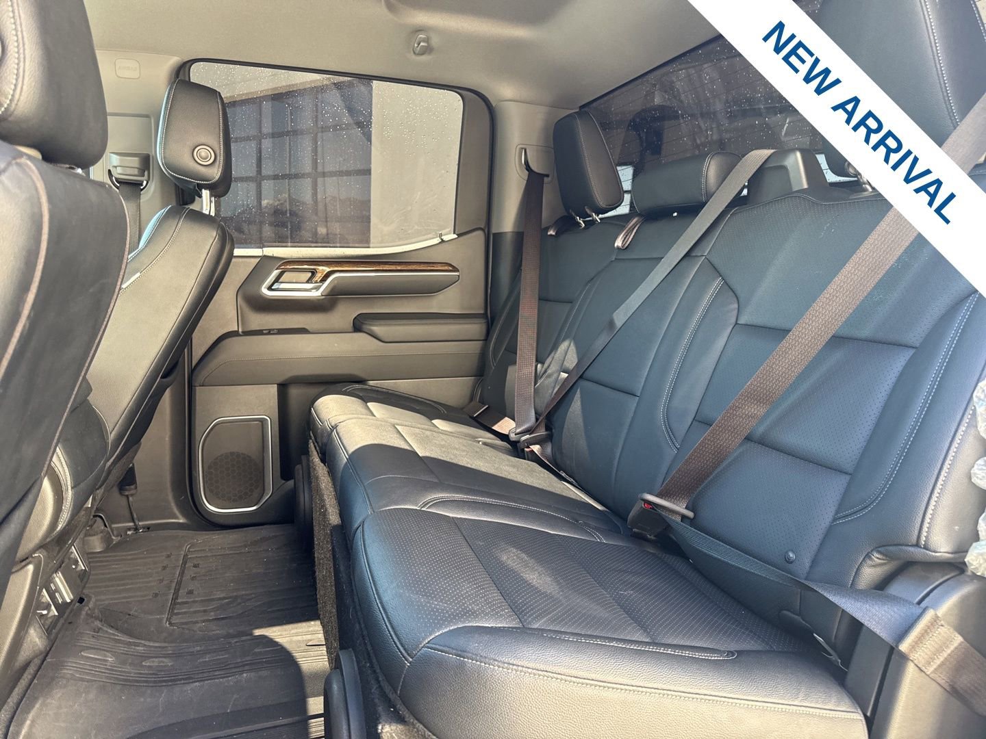 Used 2023 GMC Sierra 1500 SLE image 14