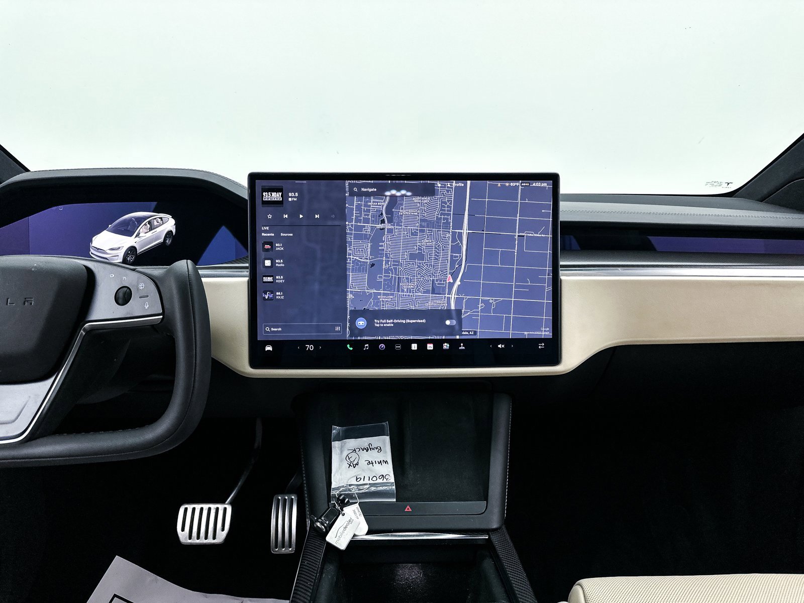 Used 2022 Tesla Model X Plaid image 4